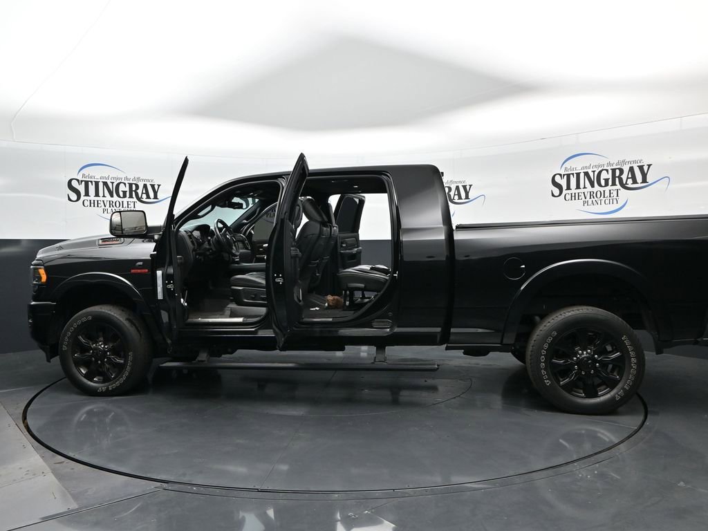 Used 2021 RAM 2500 Limited image 28