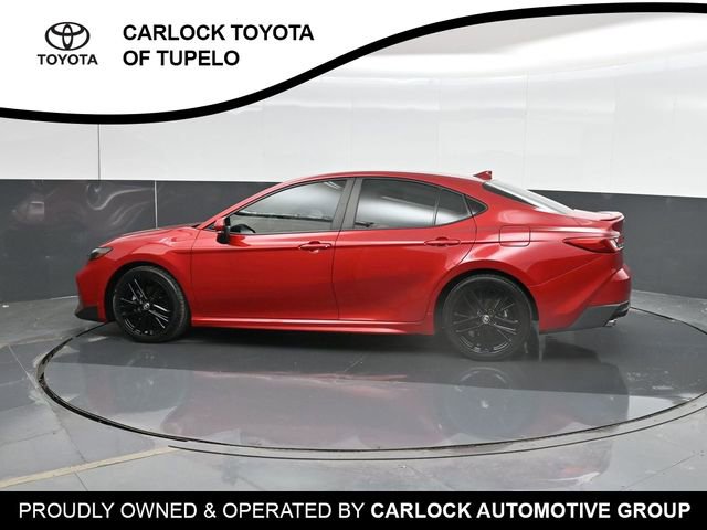 Used 2025 Toyota Camry SE w/ Convenience Package FWD image 9
