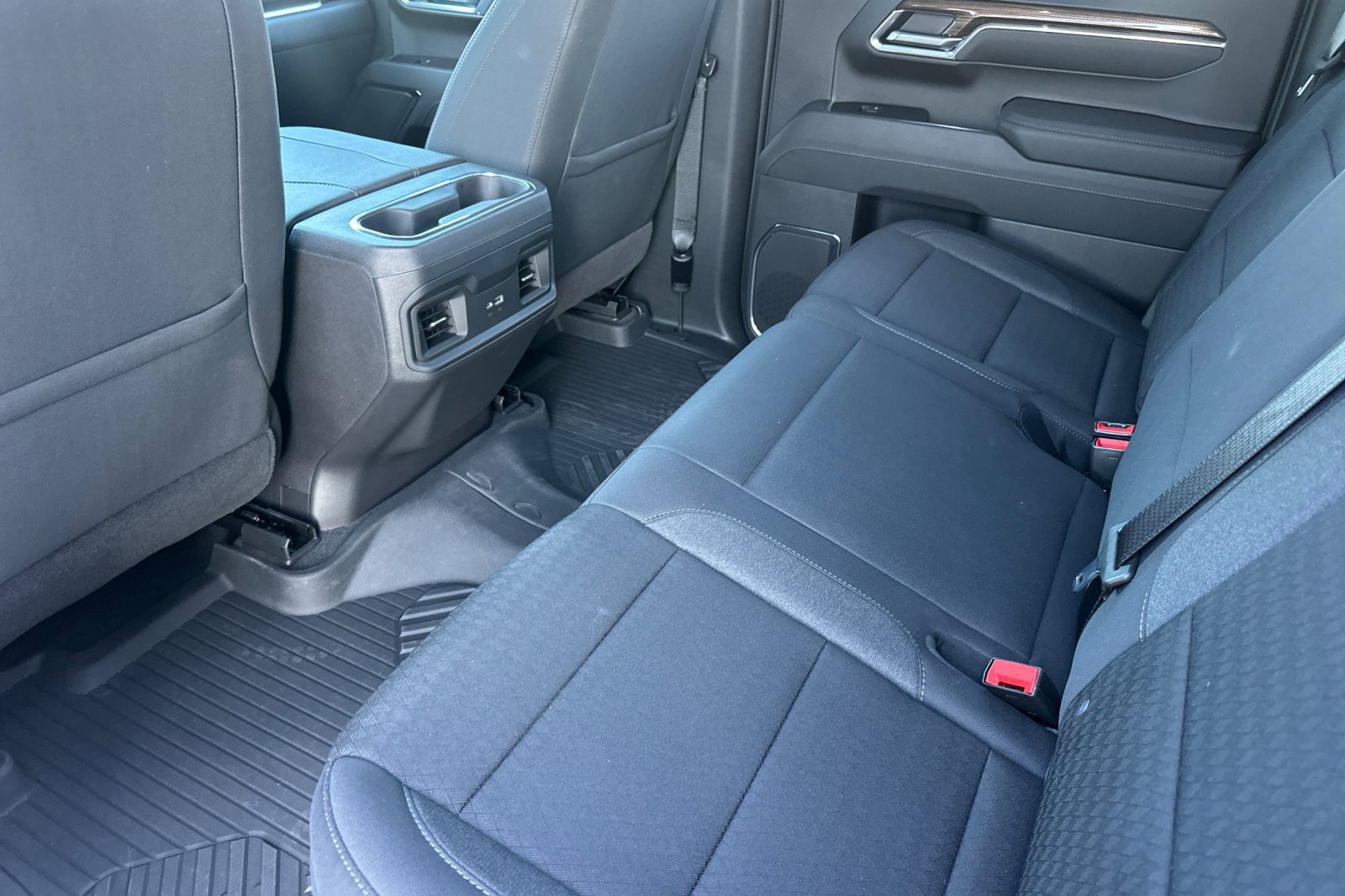 Used 2026 Chevrolet Silverado 1500 LT Trail Boss w/ Protection Package AWD/4WD image 14