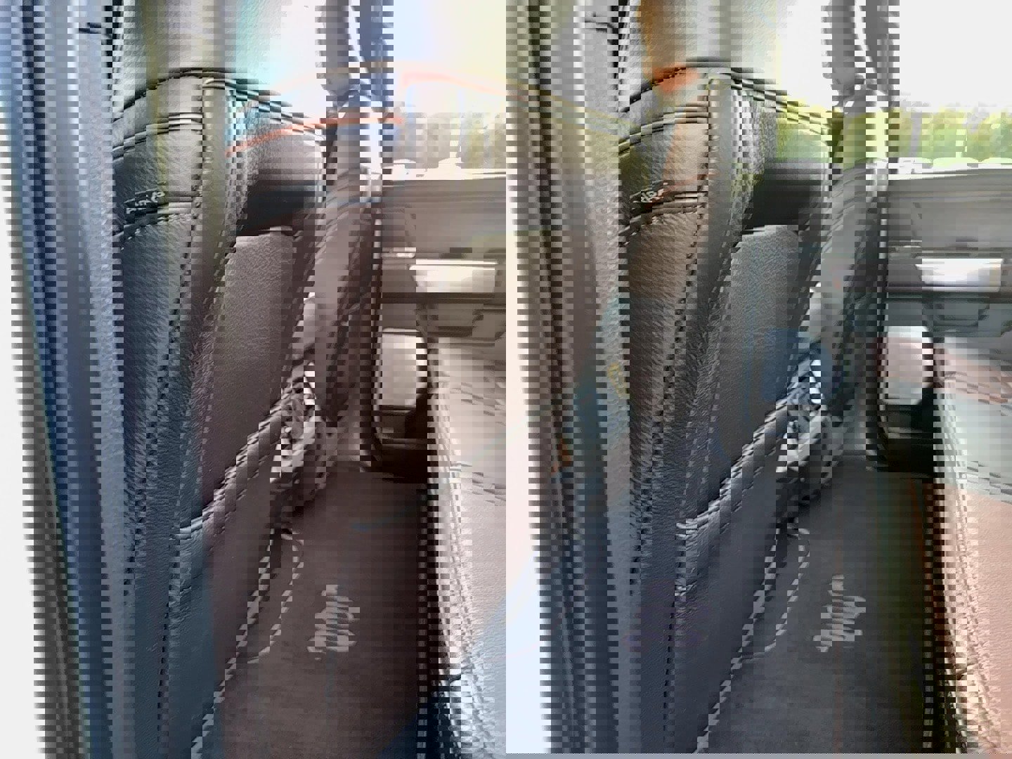 Used 2023 Ford F450 King Ranch w/ FX4 Off-Road Package image 18