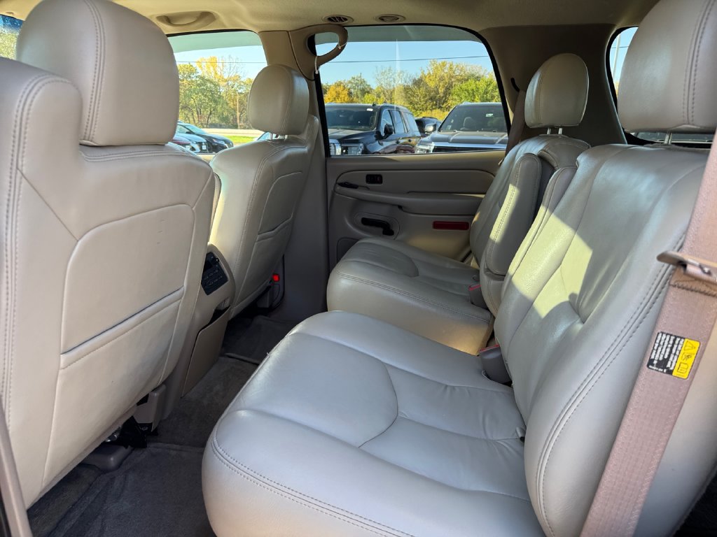 Used 2006 GMC Yukon SLT w/ SLT Preferred Equipment Group AWD/4WD image 33