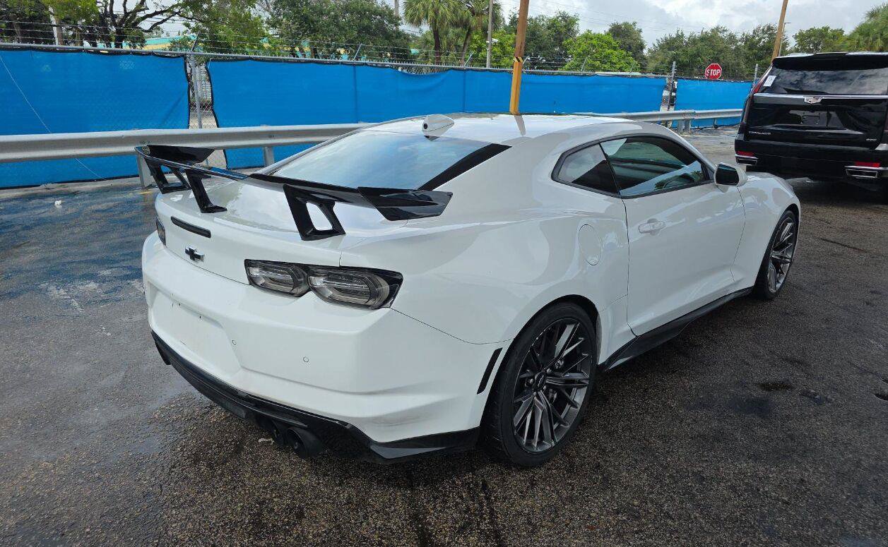 Used 2023 Chevrolet Camaro ZL1 RWD image 2