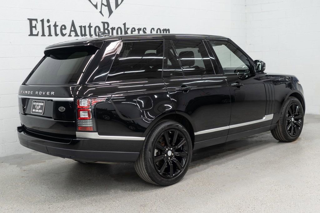 Used 2017 Land Rover Range Rover HSE image 6