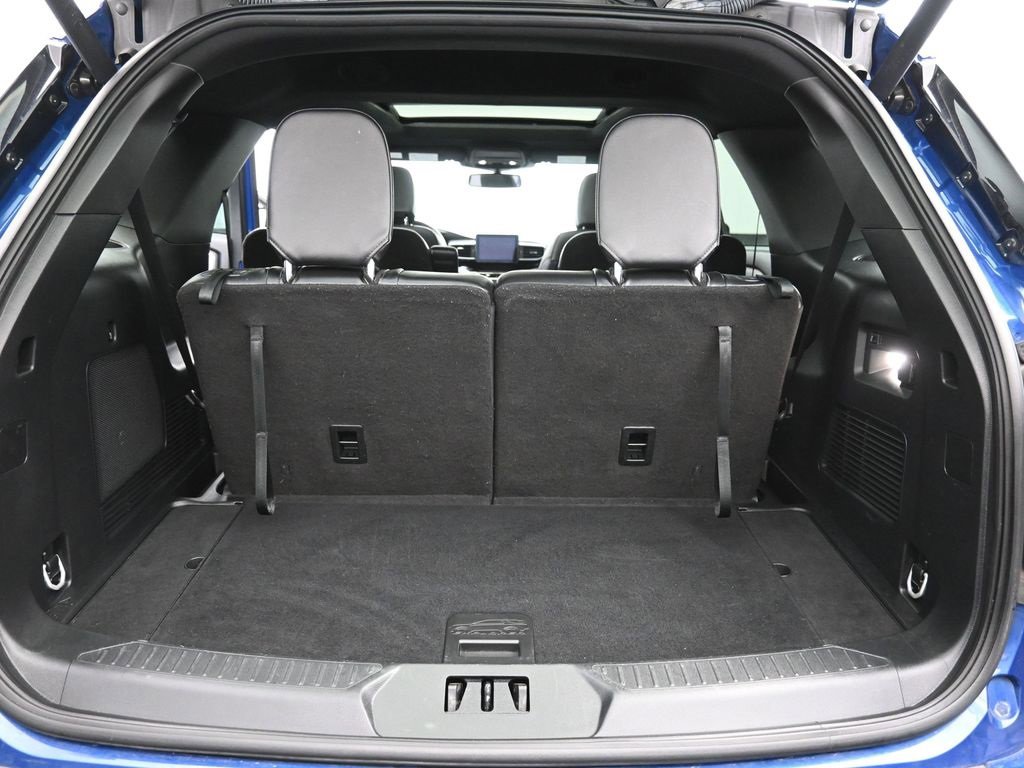 Certified 2023 Ford Explorer ST-Line w/ Class IV Trailer Tow Package image 10
