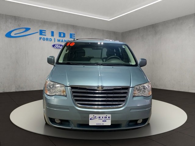 Used 2010 Chrysler Town & Country Touring w/ Heated Seat Group image 2