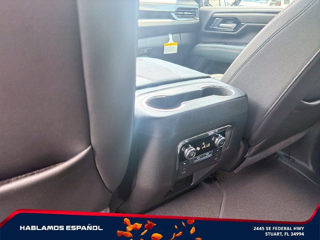 New 2026 GMC Yukon AT4 AWD/4WD image 31