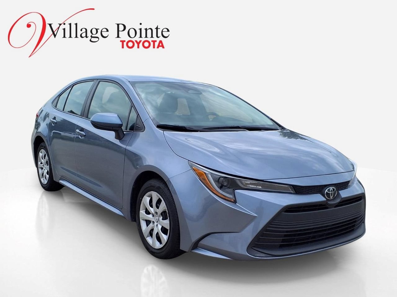 Used 2024 Toyota Corolla LE FWD image 7