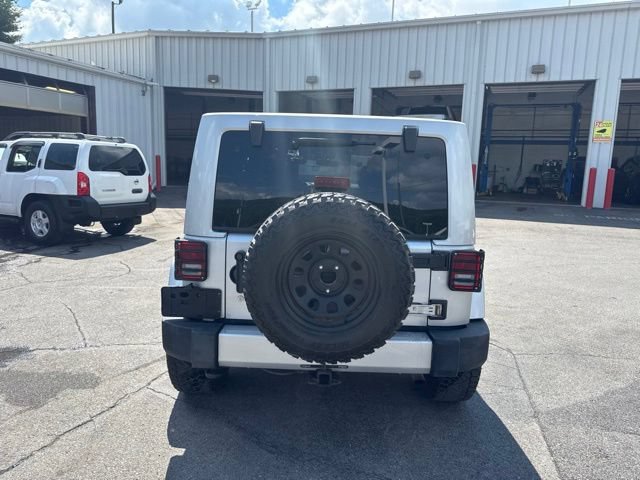 Used 2012 Jeep Wrangler Unlimited Sahara AWD/4WD image 7