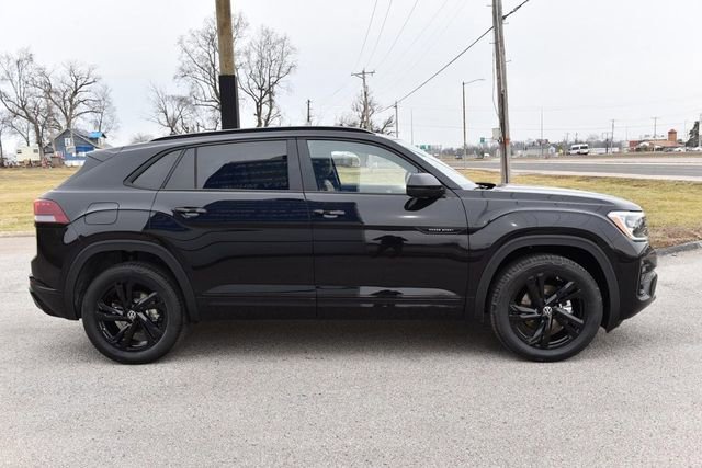 New 2026 Volkswagen Atlas Cross Sport SEL R-Line image 5