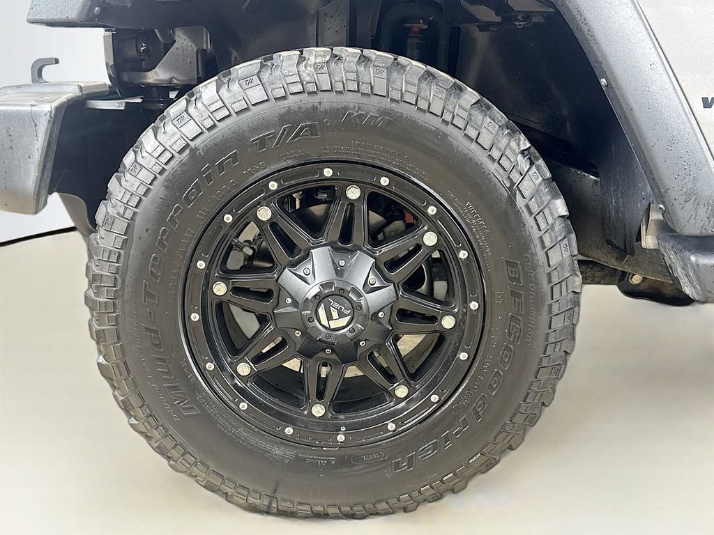 Used 2017 Jeep Wrangler Sport AWD/4WD image 23