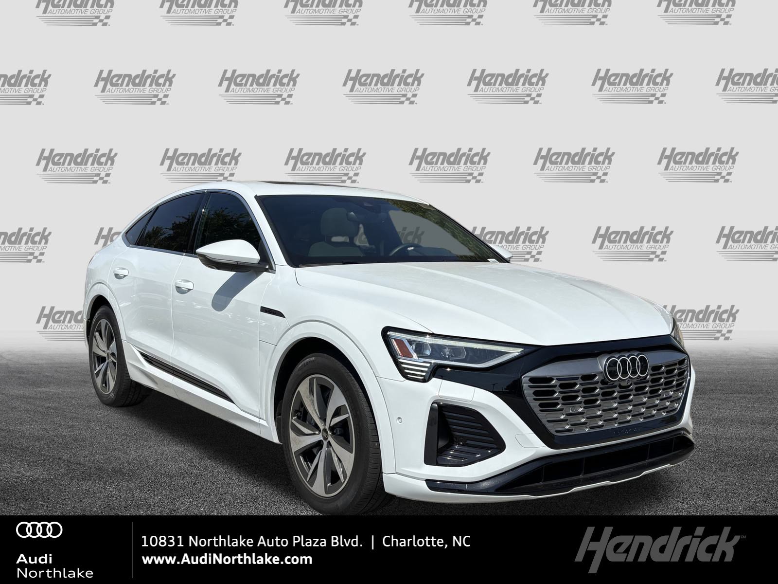 Used 2024 Audi Q8 e-tron Premium Plus w/ Premium Plus Package