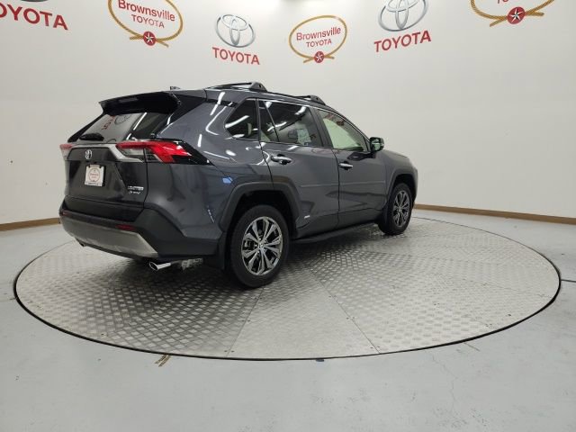 Used 2025 Toyota RAV4 Limited AWD/4WD image 8