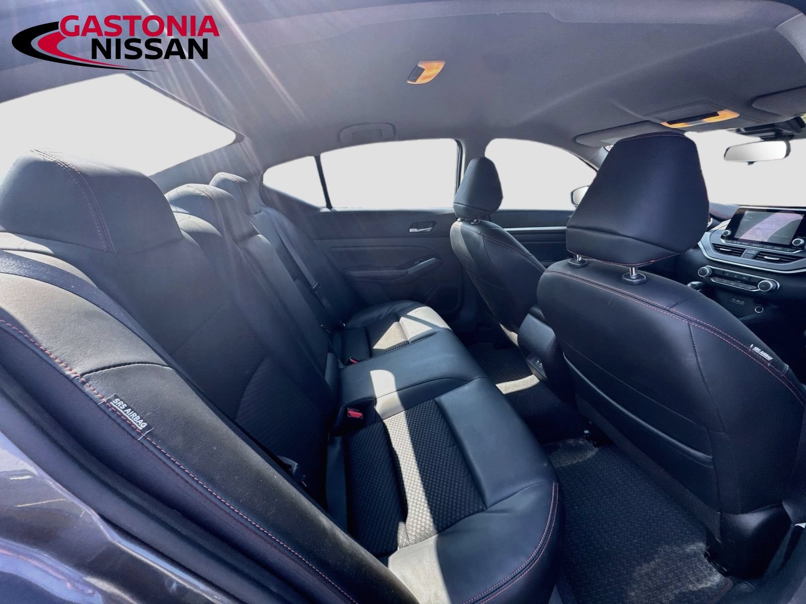 Used 2024 Nissan Altima 2.5 SR FWD image 34