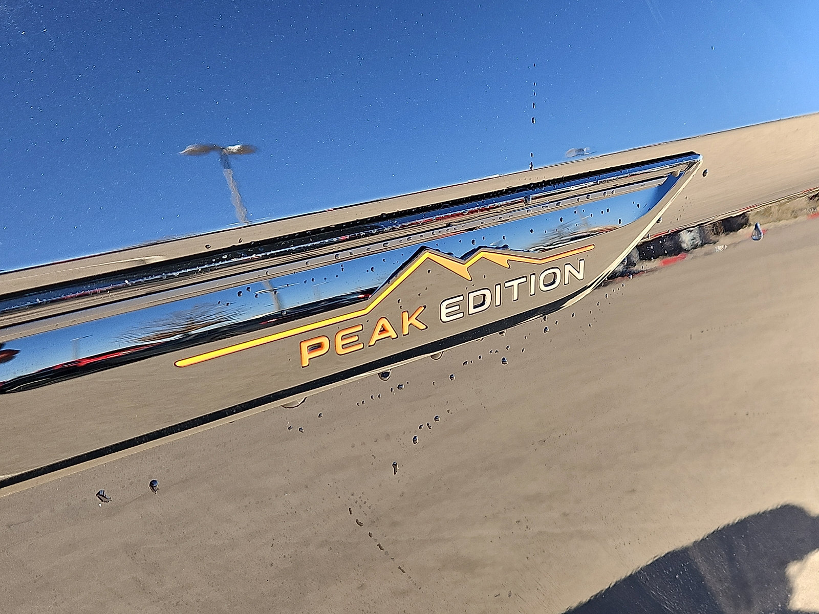 New 2026 Volkswagen Atlas Peak Edition image 7