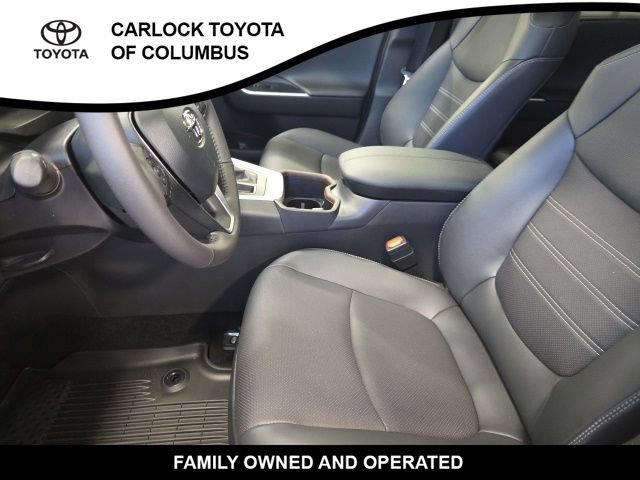 Used 2025 Toyota RAV4 Limited FWD image 13