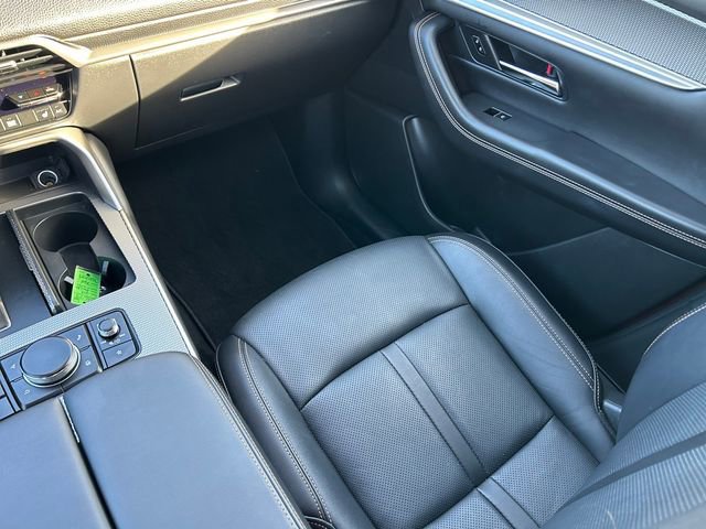 Used 2024 MAZDA CX-90 3.3 Turbo w/ Preferred Plus image 15