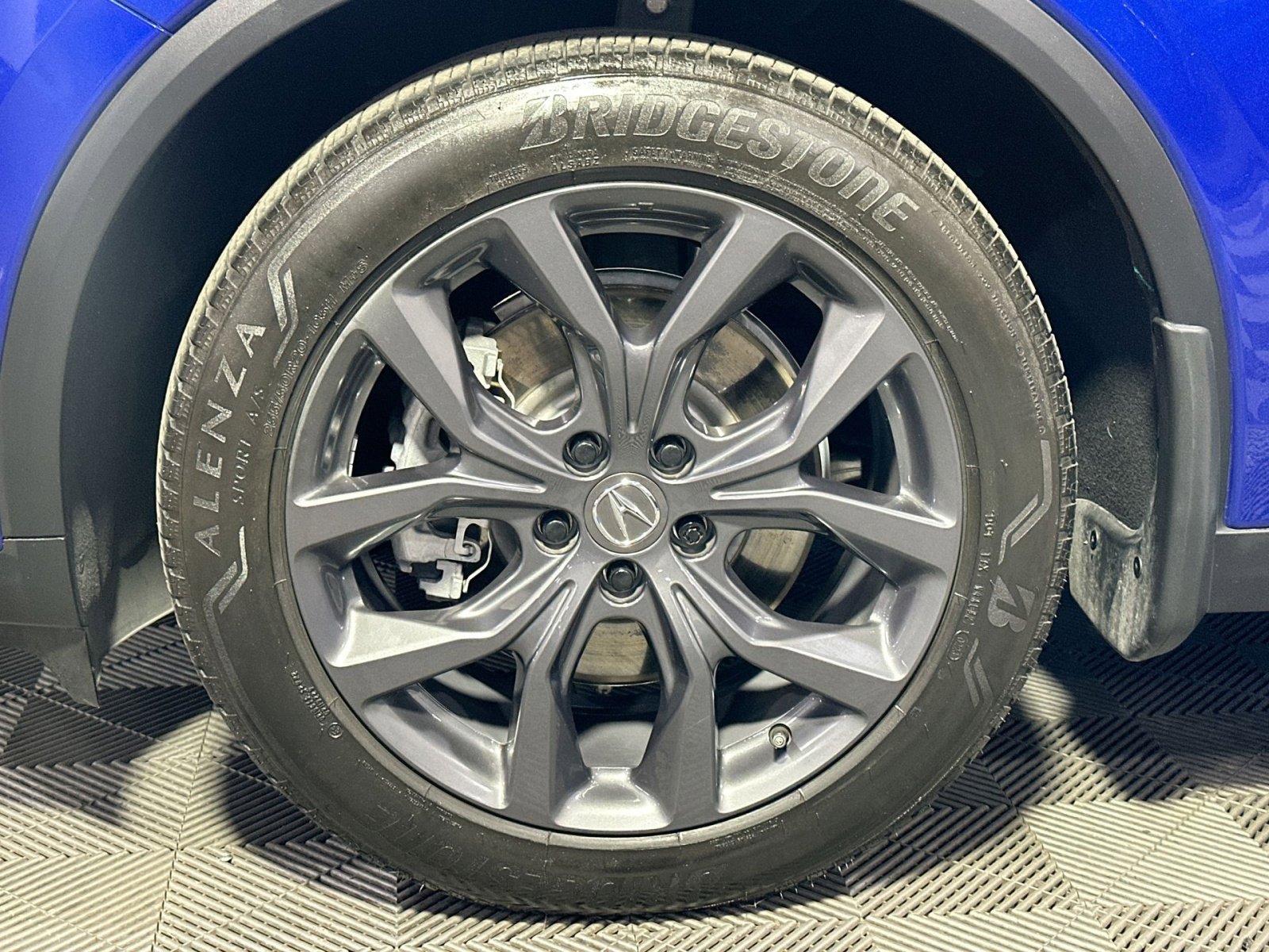 Used 2023 Acura MDX A-Spec image 12