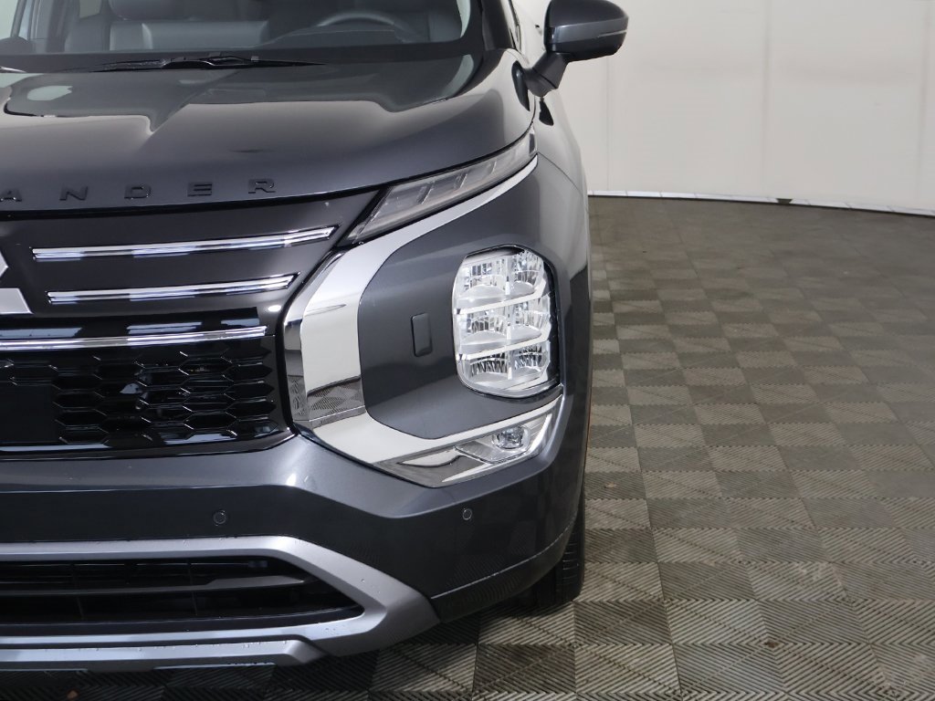 New 2026 Mitsubishi Outlander SEL image 19