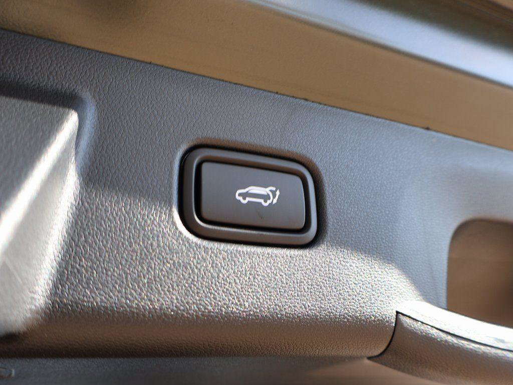 New 2026 Hyundai Tucson SEL image 17