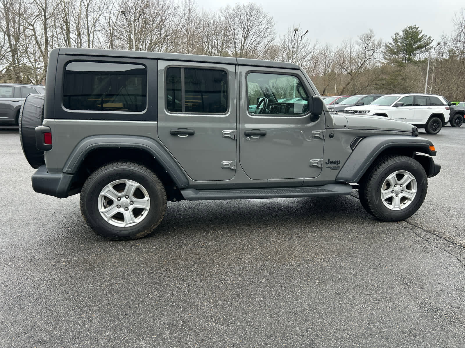 Used 2021 Jeep Wrangler Unlimited Sport image 5