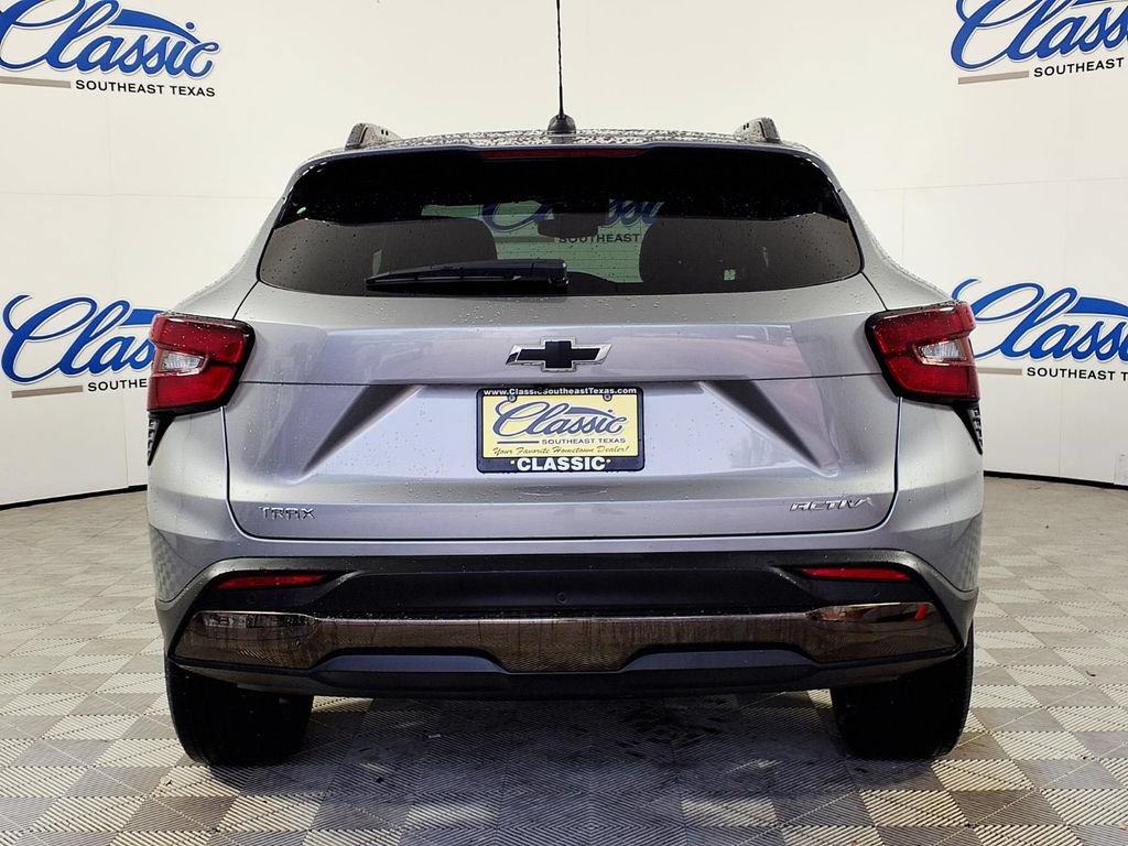 Used 2025 Chevrolet Trax ACTIV w/ Driver Confidence Package FWD image 4