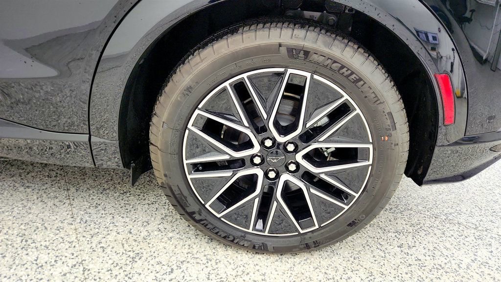 Used 2024 Ford Mustang Mach-E Premium image 9