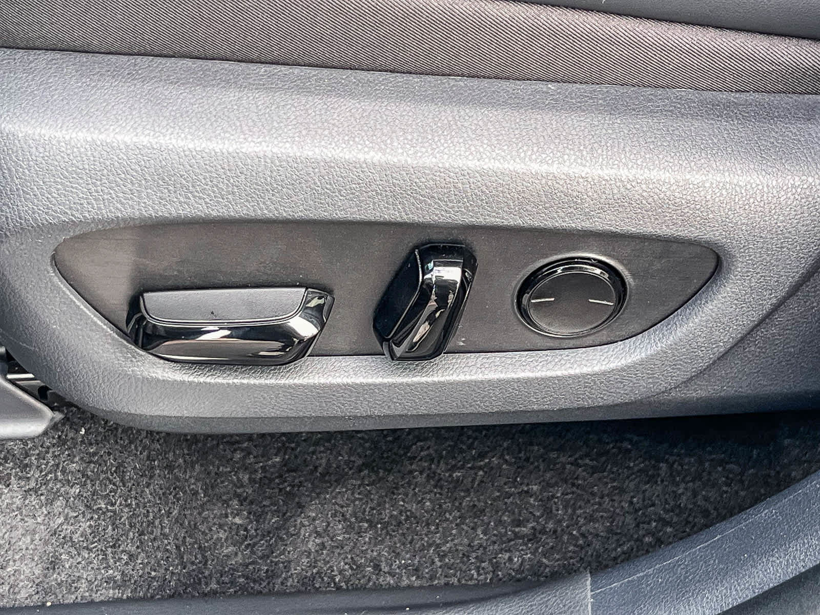 New 2026 Lexus TX 500h AWD image 39