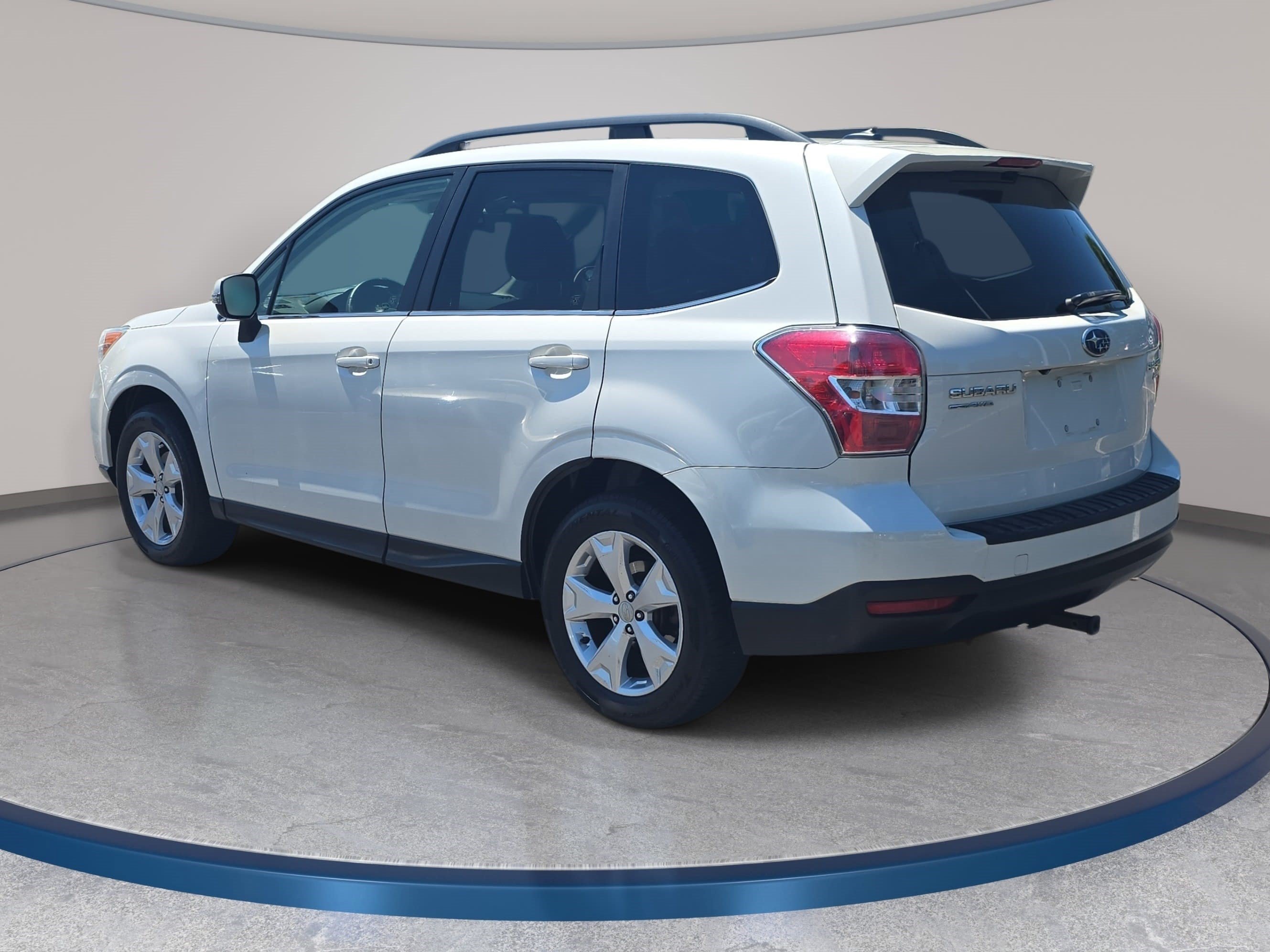 Used 2014 Subaru Forester 2.5i Touring AWD/4WD image 7