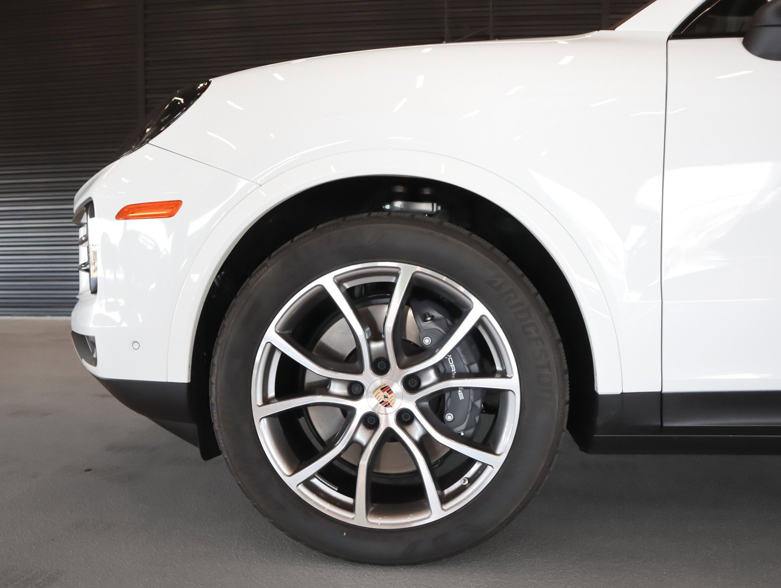 Certified 2026 Porsche Cayenne AWD/4WD image 25