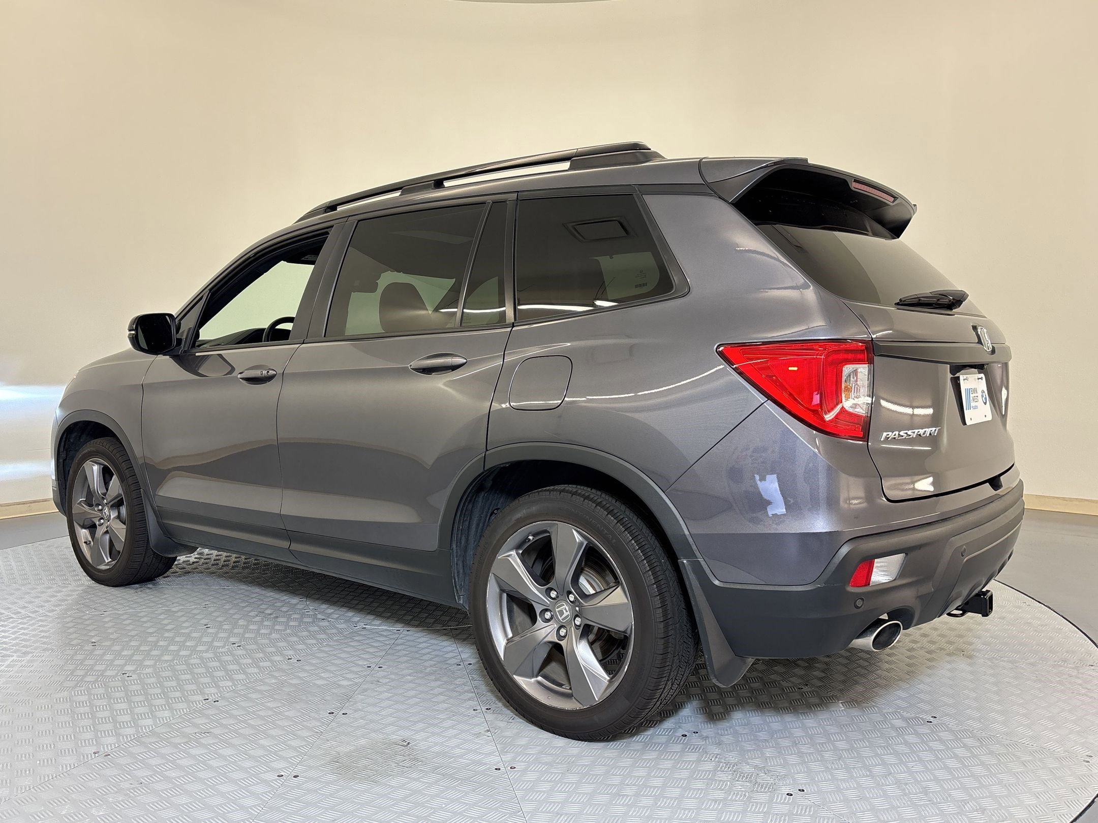 Used 2021 Honda Passport Touring image 3