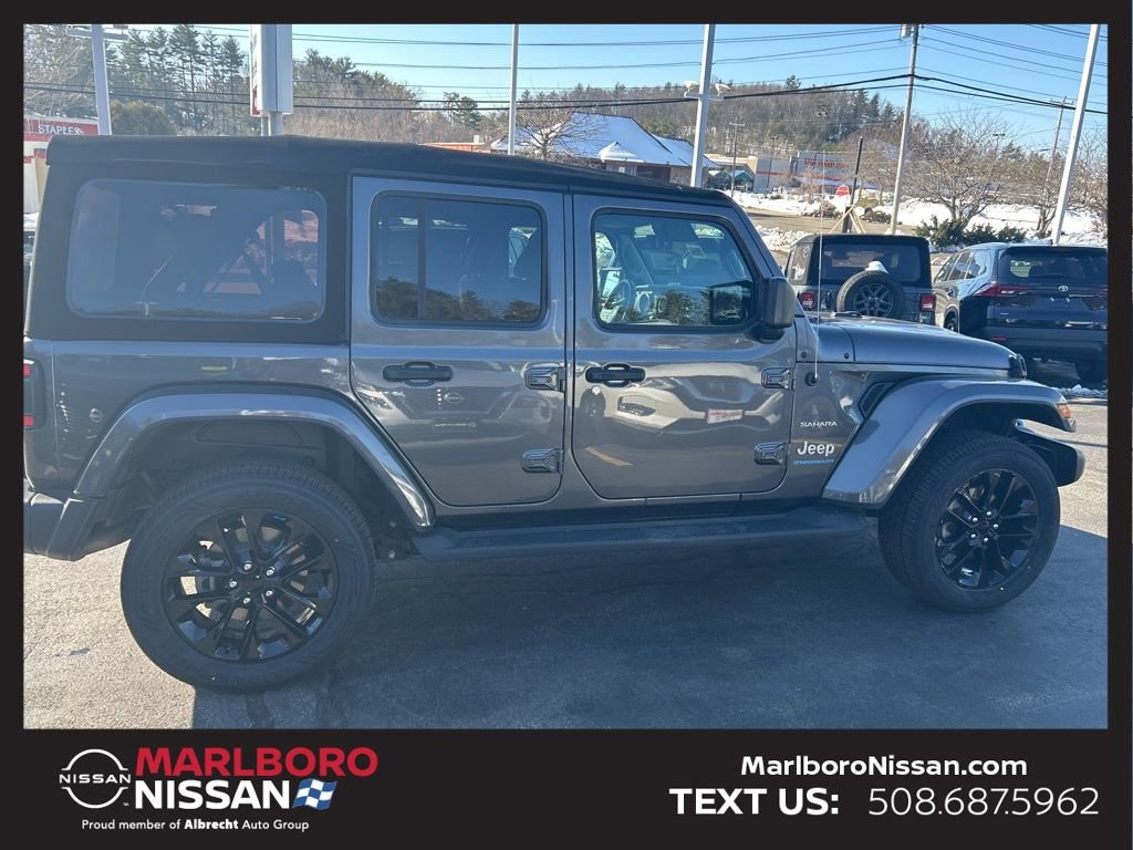 Used 2023 Jeep Wrangler Unlimited Sahara w/ Cold Weather Group image 8