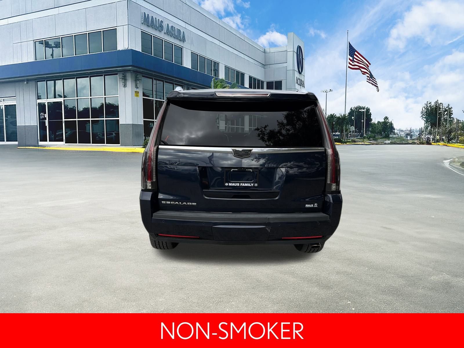 Used 2020 Cadillac Escalade Luxury image 5