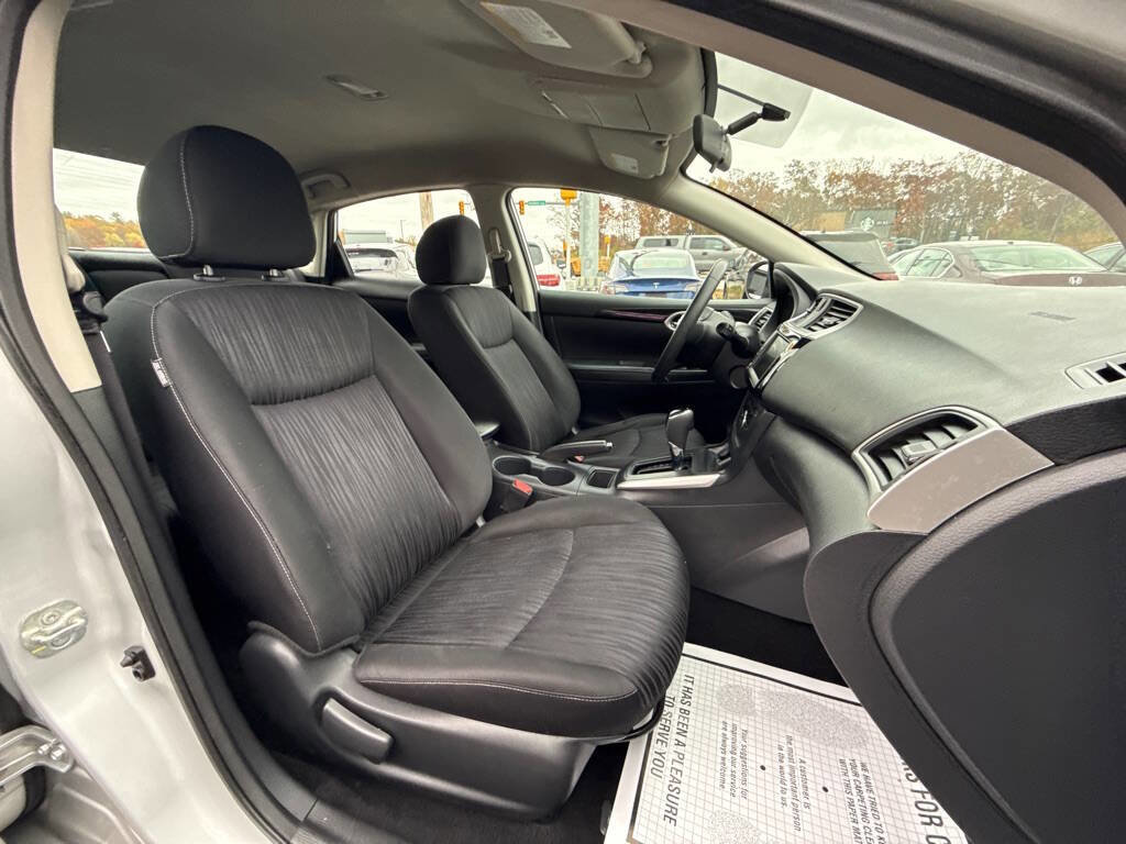 Used 2019 Nissan Sentra SV image 15