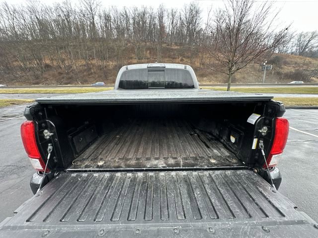 Used 2017 Toyota Tacoma TRD Sport w/ Premium & Technology Package image 24