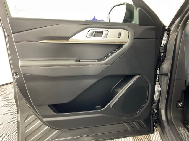 New 2026 Ford Explorer Active image 12