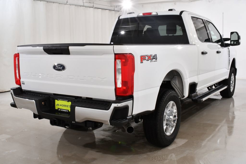 New 2026 Ford F350 XLT w/ FX4 Off-Road Package image 12