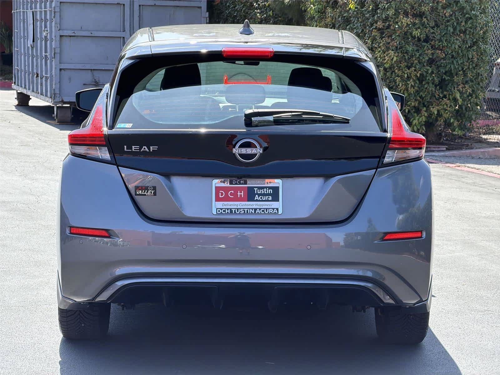 Used 2025 Nissan Leaf S FWD image 6