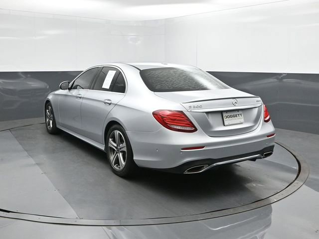 Used 2018 Mercedes-Benz E 300 image 5