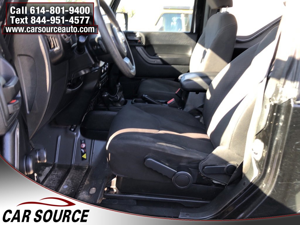 Used 2017 Jeep Wrangler Sport image 14