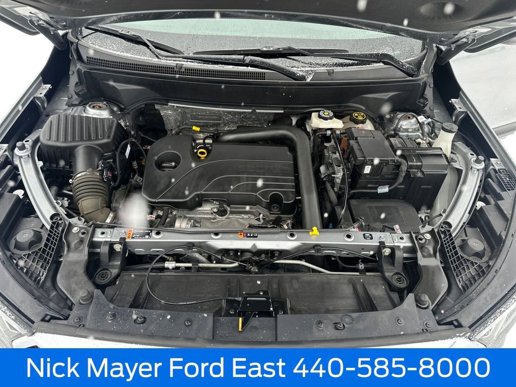 Used 2023 GMC Terrain SLT image 31