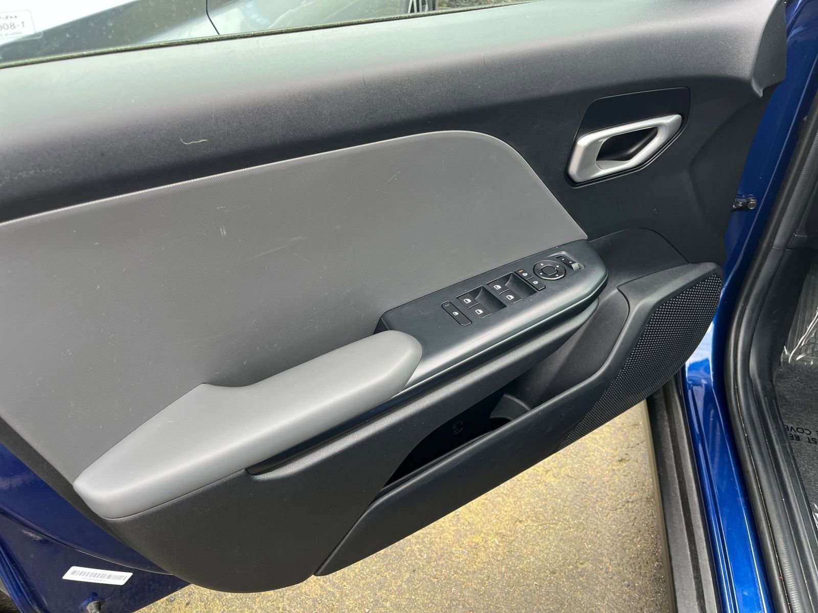 Used 2025 Kia K4 FWD image 18