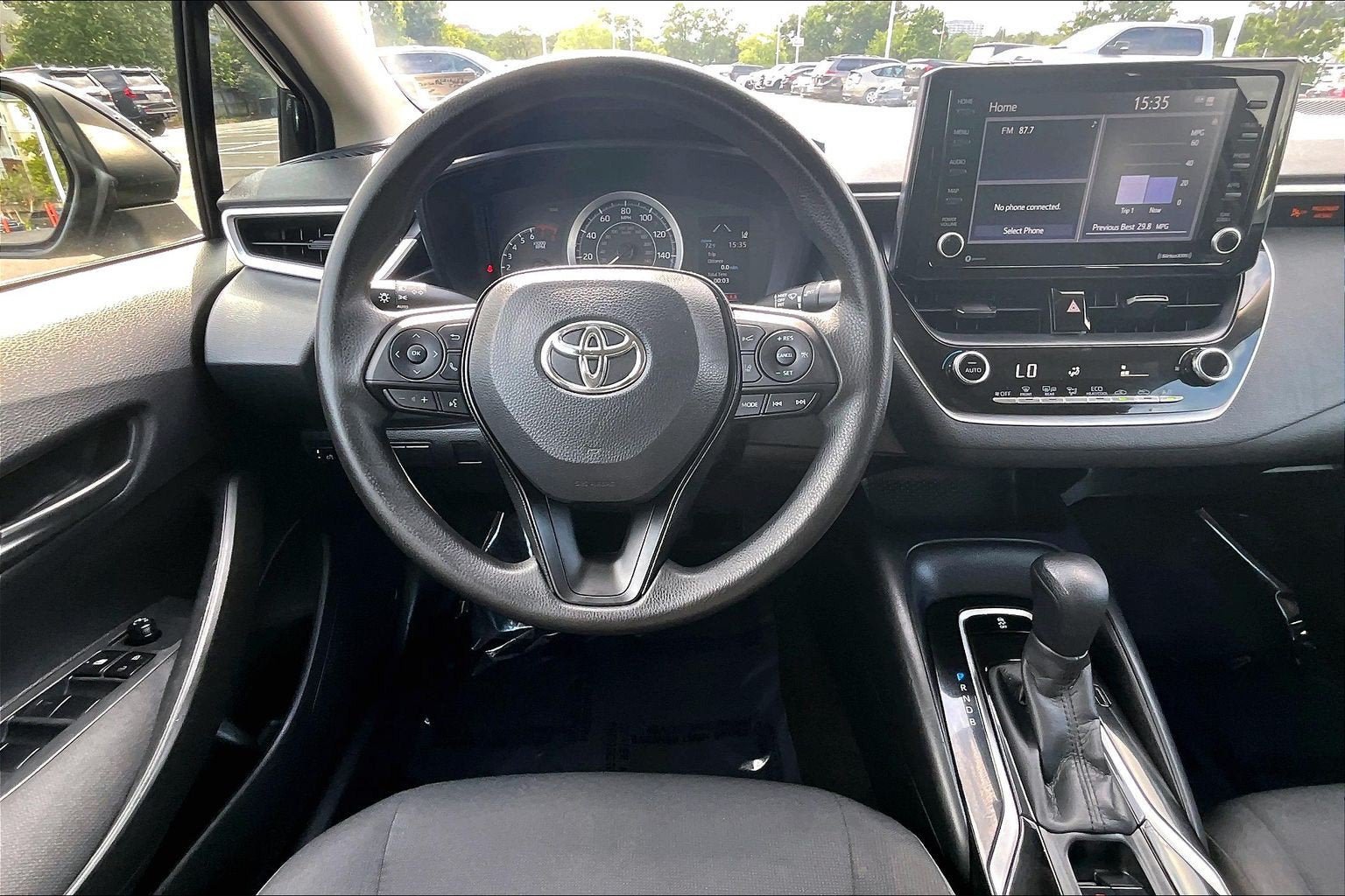 Used 2022 Toyota Corolla LE FWD image 5