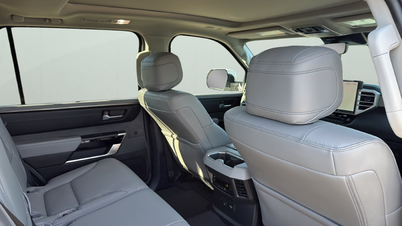 Used 2024 Toyota Sequoia Limited AWD/4WD image 28