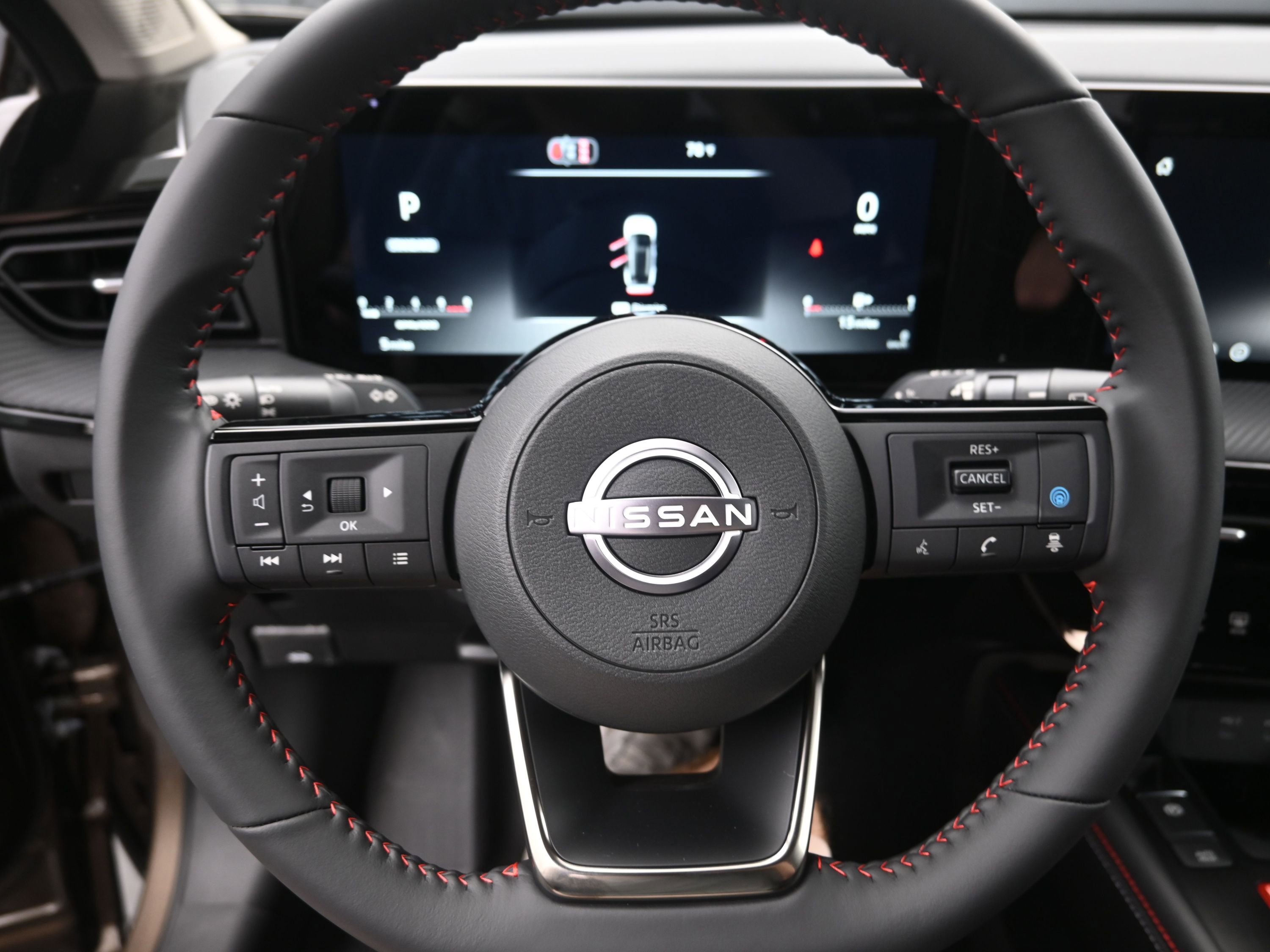 New 2026 Nissan Kicks SR image 14