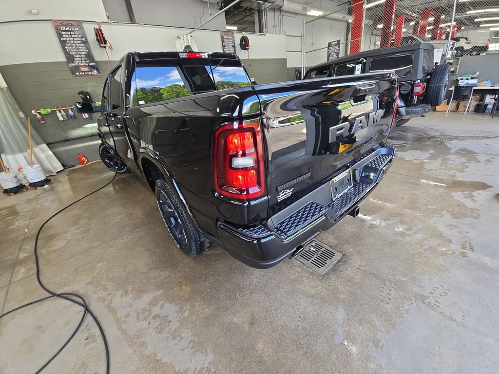 New 2026 RAM 1500 4x4 Crew Cab image 35