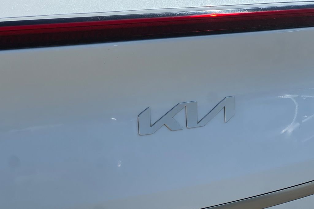 Used 2024 Kia EV6 Wind w/ Wind Technology Package RWD image 28