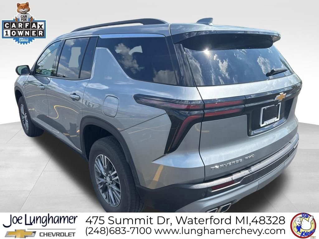 Used 2024 Chevrolet Traverse LT w/ Trailering Package AWD/4WD image 5