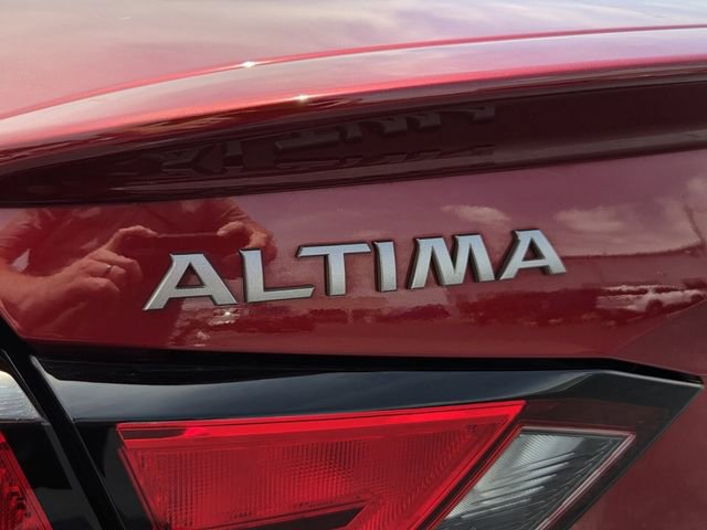 Used 2024 Nissan Altima 2.5 SV w/ SV Premium Package FWD image 14