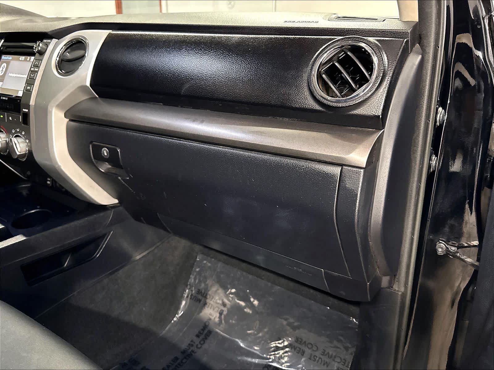 Used 2017 Toyota Tundra SR5 w/ TRD Off Road Package AWD/4WD image 18
