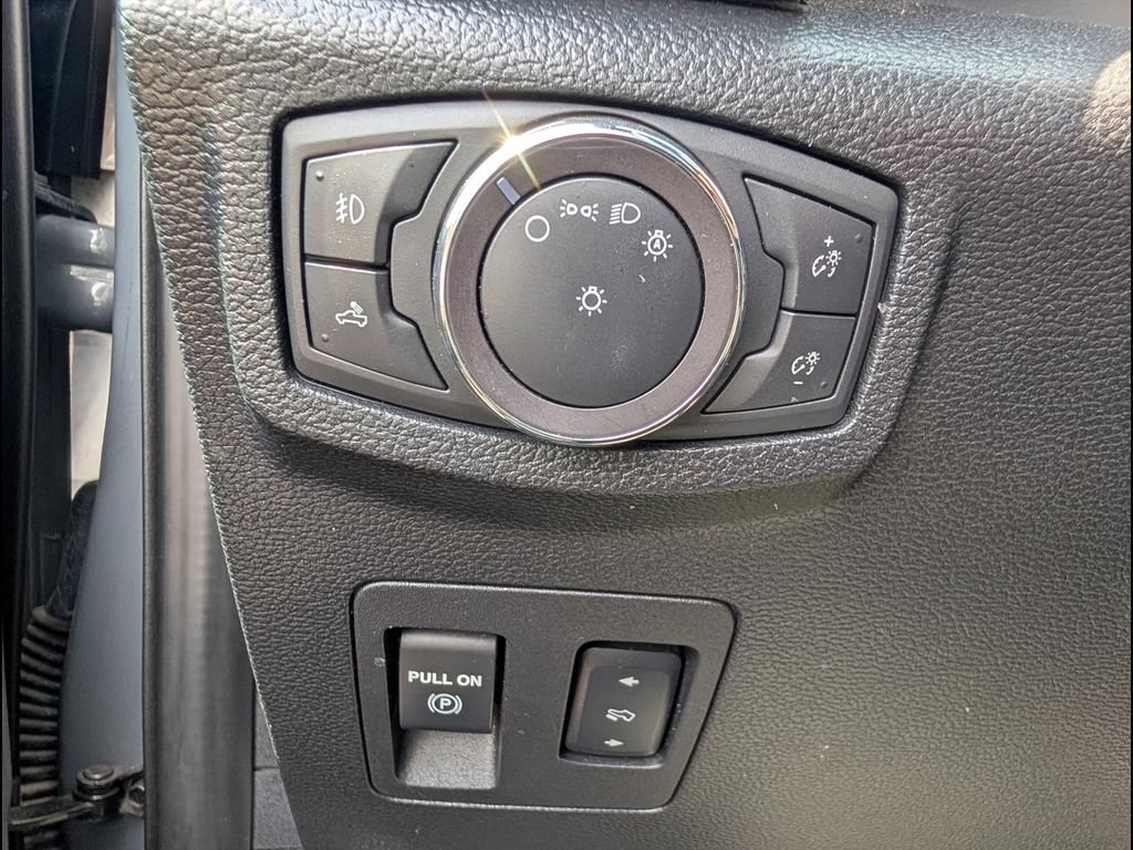 Used 2019 Ford F150 XLT w/ Equipment Group 302A Luxury AWD/4WD image 19
